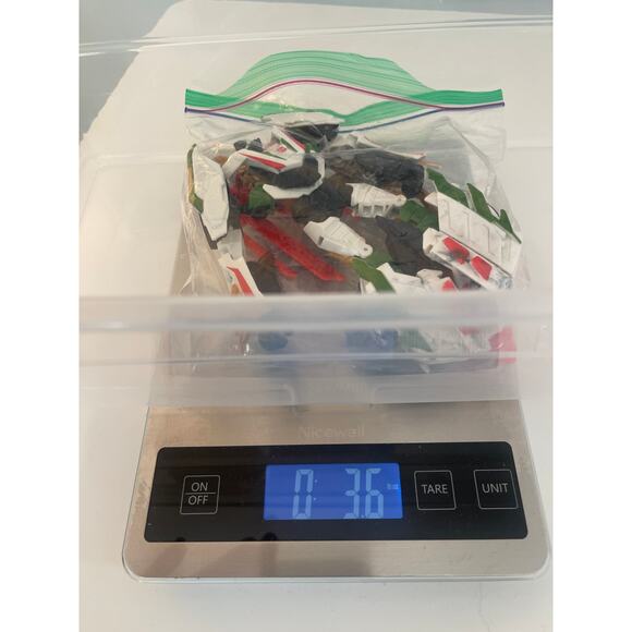 Transformers Beast Hunters Deluxe Class Wheeljack Action Figure - Picture 3 of 3